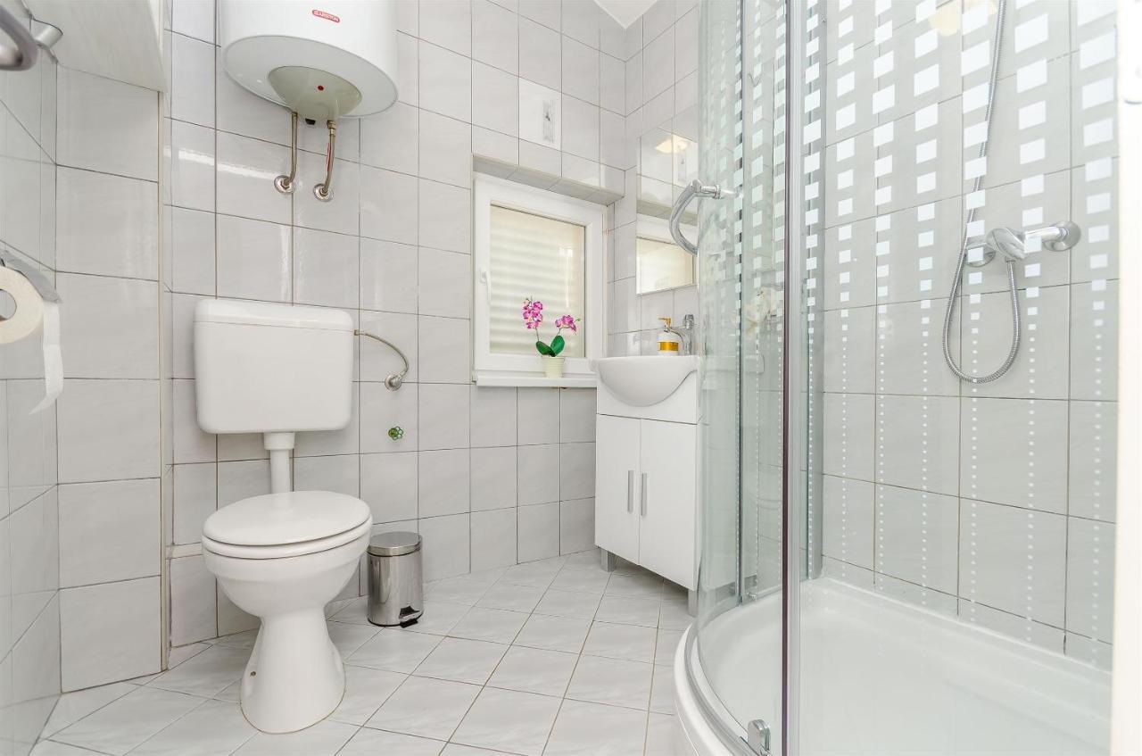 Apartment Ljubica Округ Горни Екстериор снимка