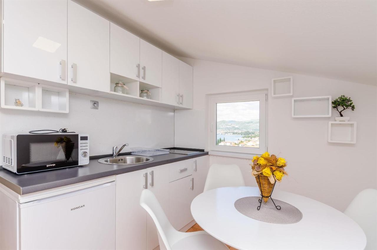 Apartment Ljubica Округ Горни Екстериор снимка